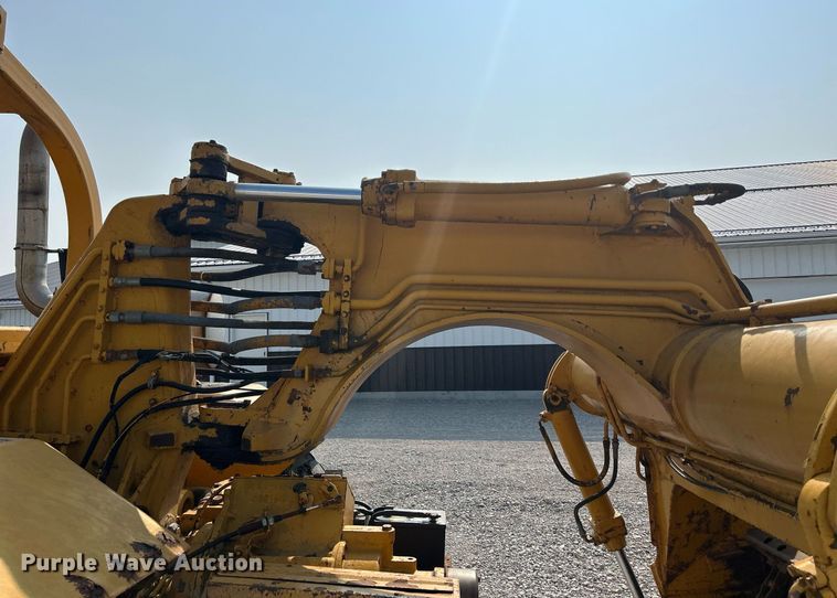 image for item DR4729 1976 Caterpillar 613  elevating scraper