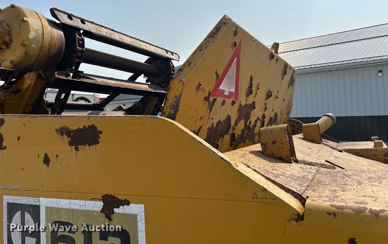 image for item DR4729 1976 Caterpillar 613  elevating scraper