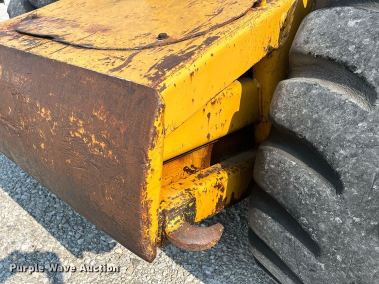 image for item DR4729 1976 Caterpillar 613  elevating scraper