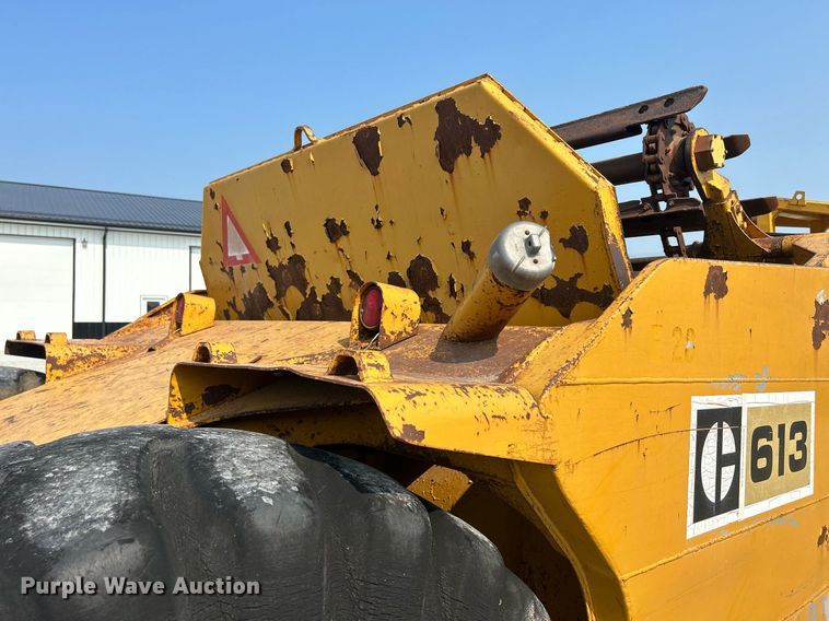 image for item DR4729 1976 Caterpillar 613  elevating scraper