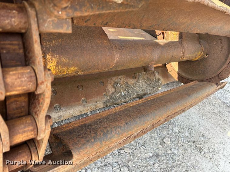 image for item DR4729 1976 Caterpillar 613  elevating scraper