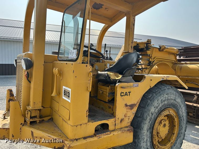 image for item DR4729 1976 Caterpillar 613  elevating scraper