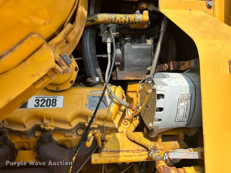 image for item DR4729 1976 Caterpillar 613  elevating scraper