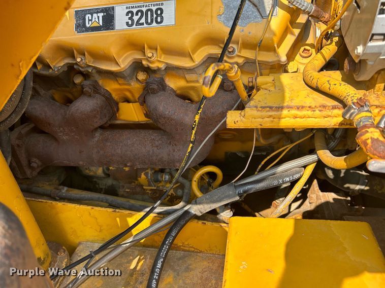 image for item DR4729 1976 Caterpillar 613  elevating scraper