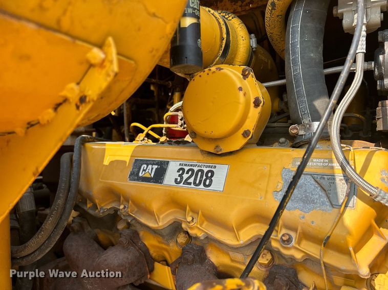 image for item DR4729 1976 Caterpillar 613  elevating scraper