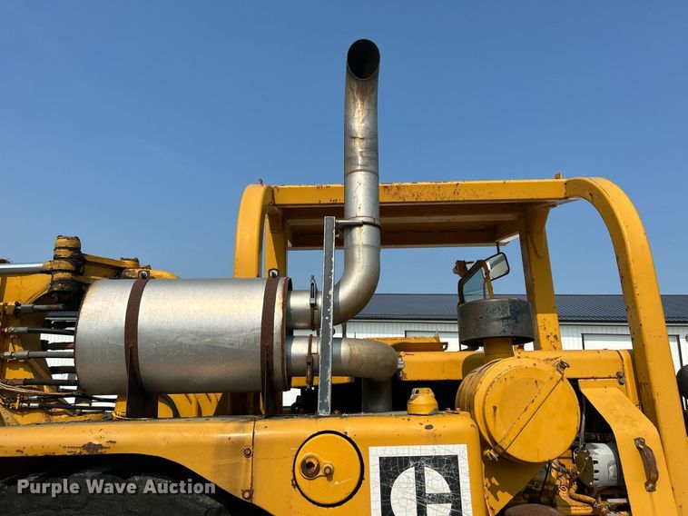 image for item DR4729 1976 Caterpillar 613  elevating scraper