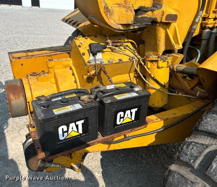 image for item DR4729 1976 Caterpillar 613  elevating scraper