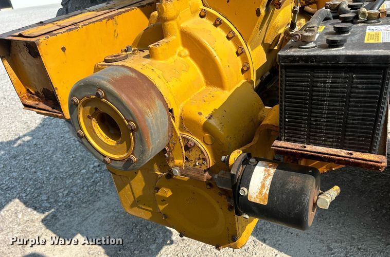 image for item DR4729 1976 Caterpillar 613  elevating scraper