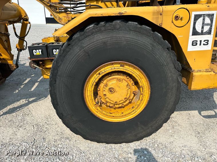 image for item DR4729 1976 Caterpillar 613  elevating scraper