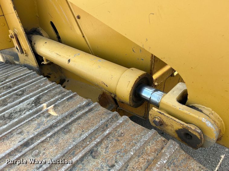 image for item DR4730 1984 Caterpillar 953  track loader