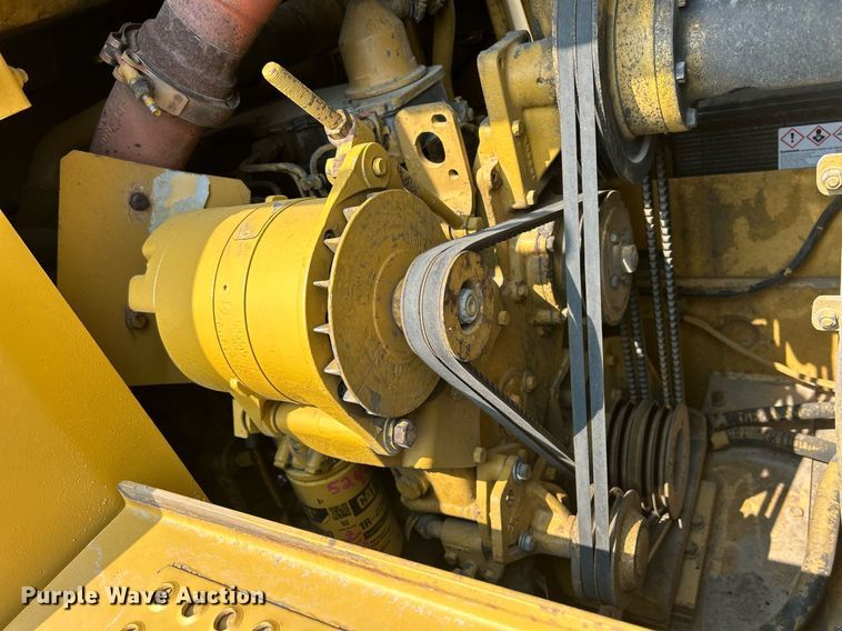 image for item DR4730 1984 Caterpillar 953  track loader