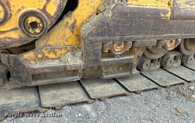 image for item DR4730 1984 Caterpillar 953  track loader
