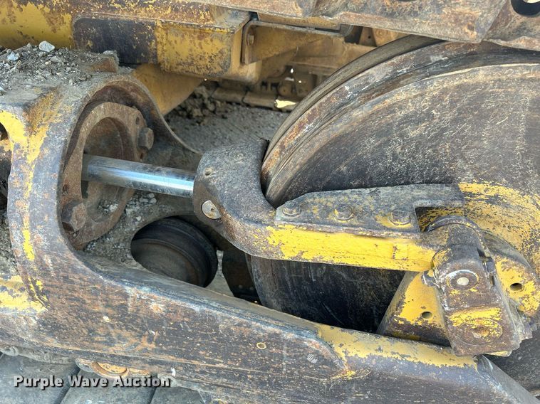 image for item DR4730 1984 Caterpillar 953  track loader