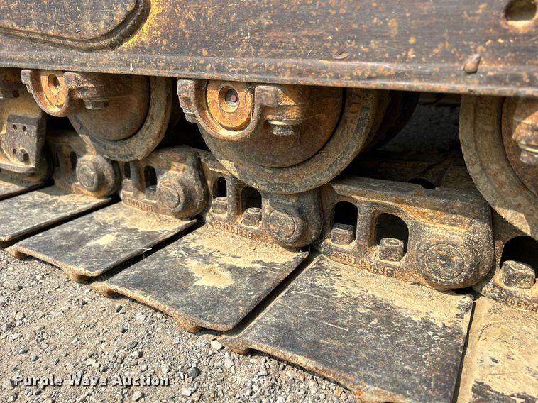 image for item DR4730 1984 Caterpillar 953  track loader