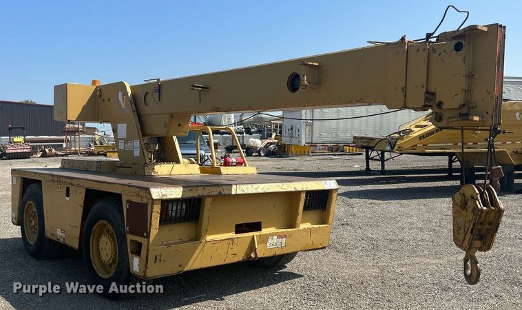 image for item DR4739 Broderson 1C2002B  crane