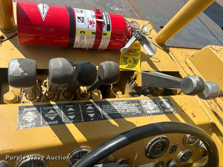 image for item DR4739 Broderson 1C2002B  crane