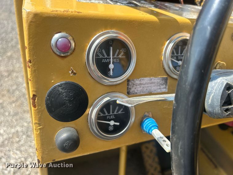 image for item DR4739 Broderson 1C2002B  crane