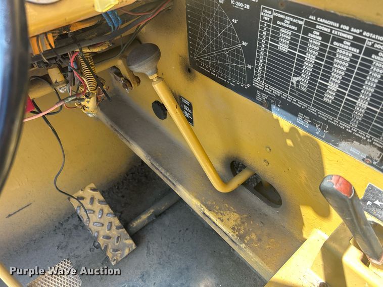 image for item DR4739 Broderson 1C2002B  crane