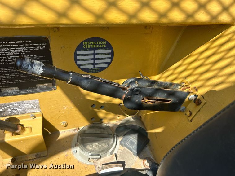 image for item DR4739 Broderson 1C2002B  crane