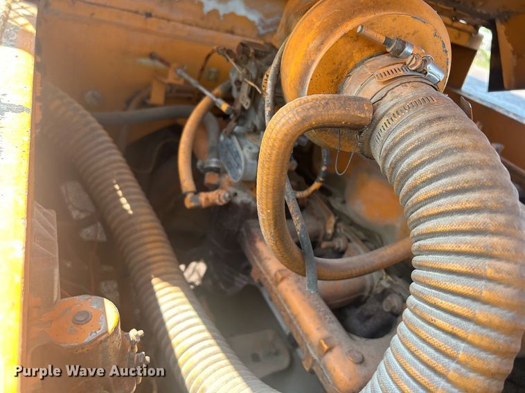 image for item DR4739 Broderson 1C2002B  crane