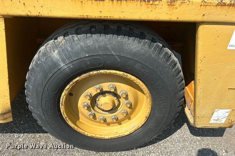 image for item DR4739 Broderson 1C2002B  crane