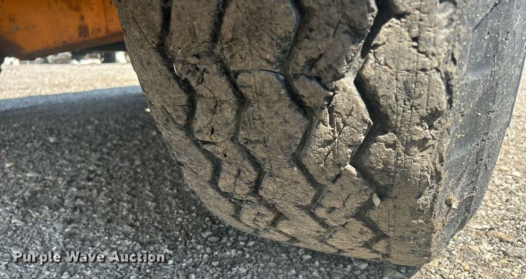 image for item DR4739 Broderson 1C2002B  crane