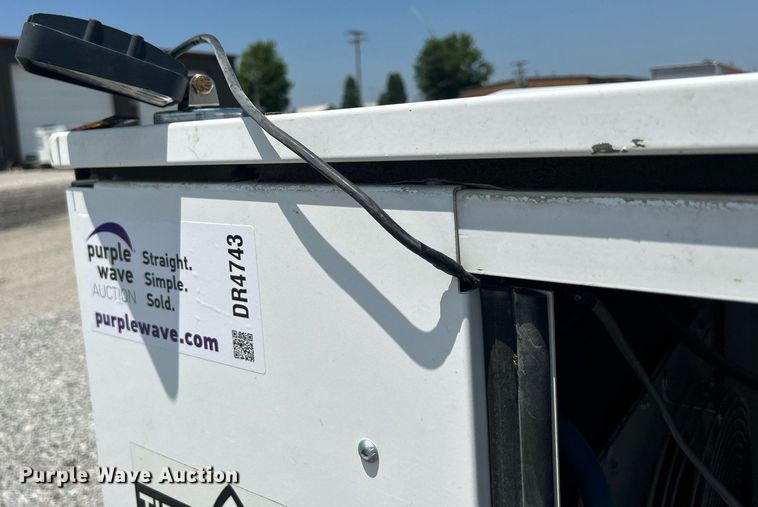 image for item DR4743 Sullivan-palatek D185UDZW  air compressor