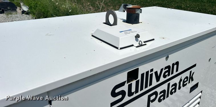 image for item DR4744 Sullivan-palatek D185UDZW  air compressor