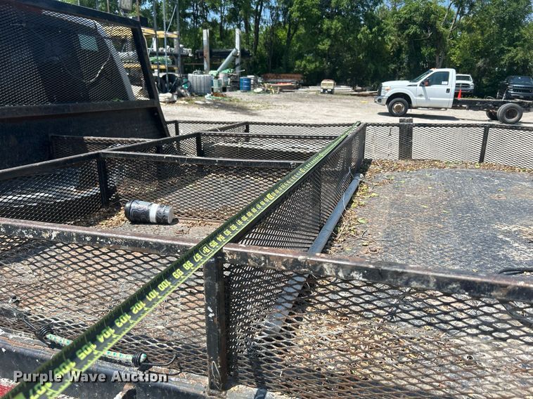 image for item DR4747 2006 Dodge Ram 3500  flatbed pickup truck