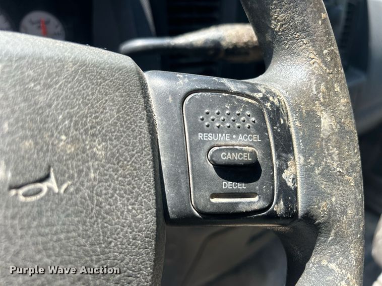 image for item DR4747 2006 Dodge Ram 3500  flatbed pickup truck