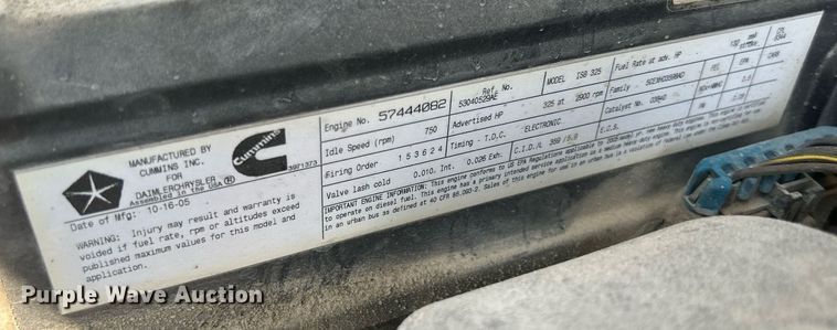 image for item DR4747 2006 Dodge Ram 3500  flatbed pickup truck