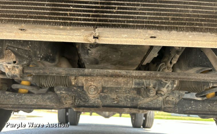 image for item DR4747 2006 Dodge Ram 3500  flatbed pickup truck