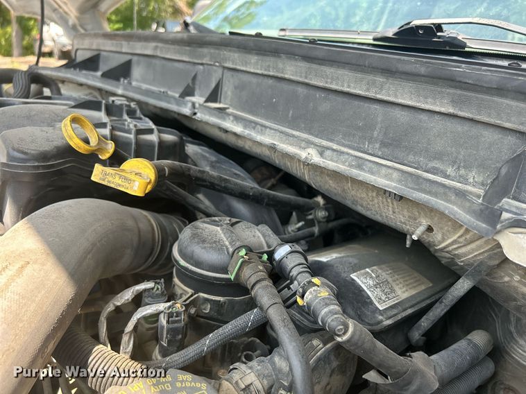 image for item DR4748 2011 Ford F350 Super Duty  pickup truck cab and chassis