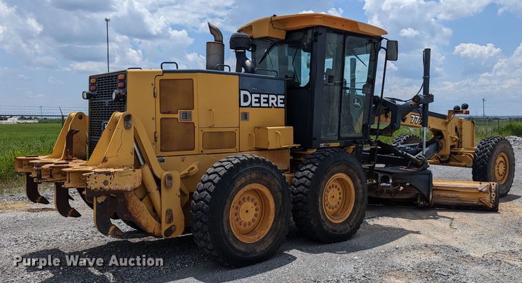image for item DR6974 2007 John Deere 772D  motor grader