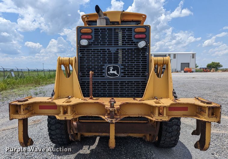 image for item DR6974 2007 John Deere 772D  motor grader