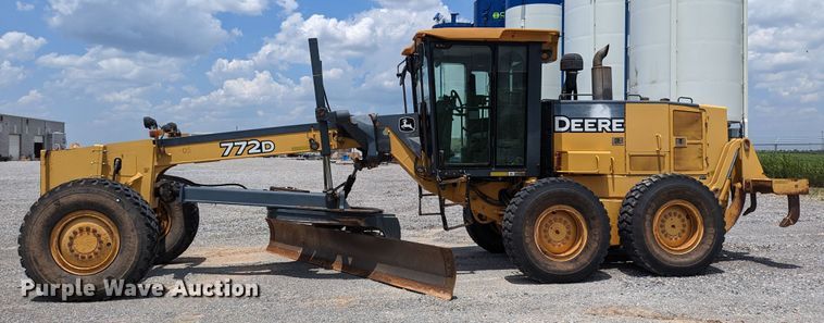 image for item DR6974 2007 John Deere 772D  motor grader