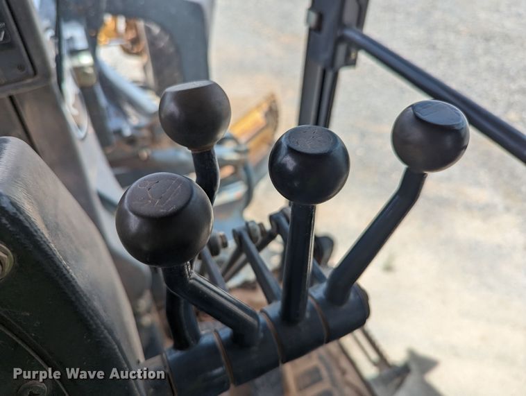 image for item DR6974 2007 John Deere 772D  motor grader