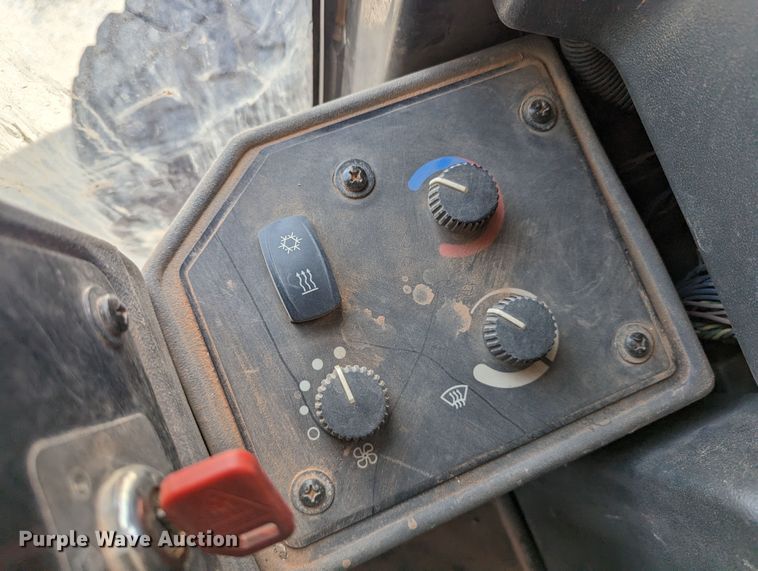 image for item DR6974 2007 John Deere 772D  motor grader