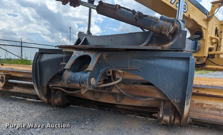 image for item DR6974 2007 John Deere 772D  motor grader