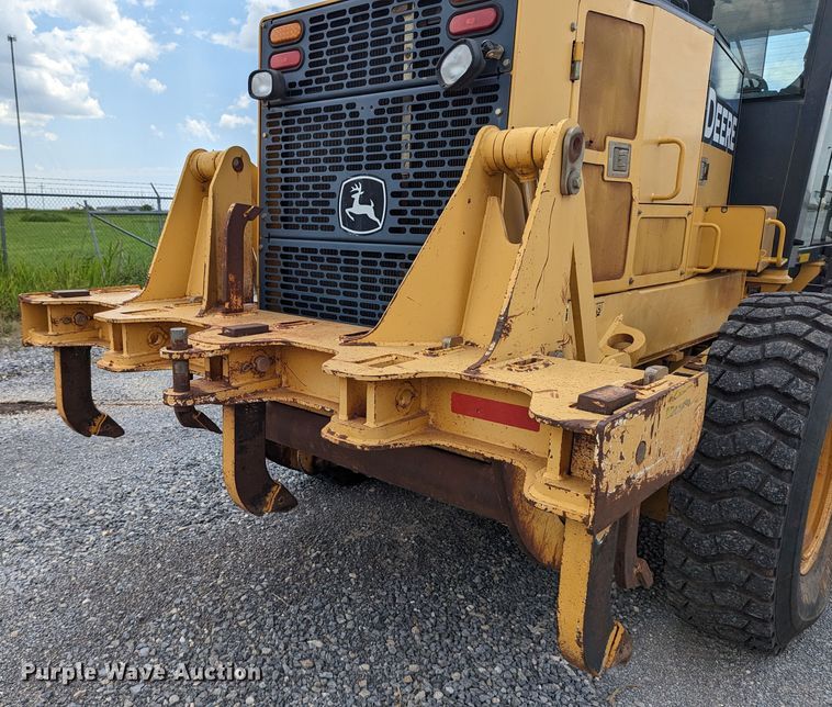 image for item DR6974 2007 John Deere 772D  motor grader