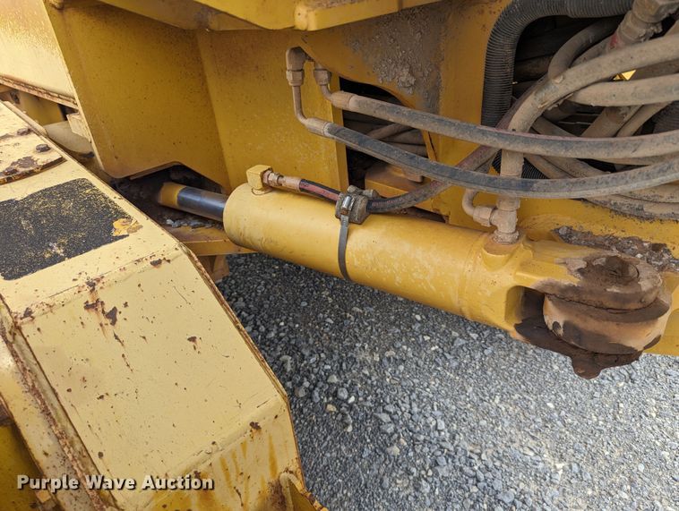 image for item DR6974 2007 John Deere 772D  motor grader