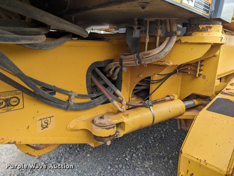 image for item DR6974 2007 John Deere 772D  motor grader