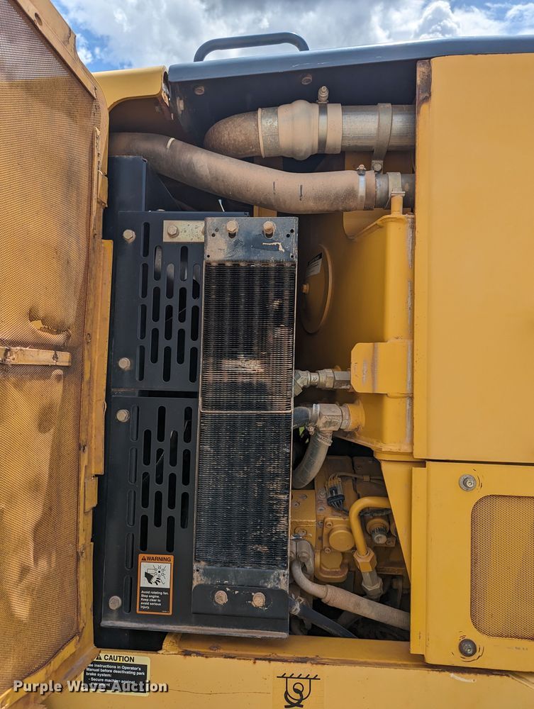 image for item DR6974 2007 John Deere 772D  motor grader