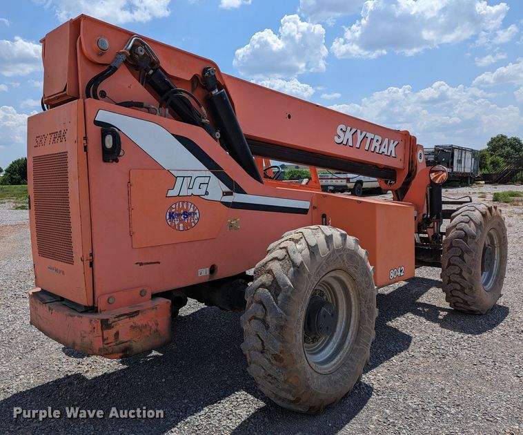 image for item DR6975 2008 SkyTrak 8042  telehandler