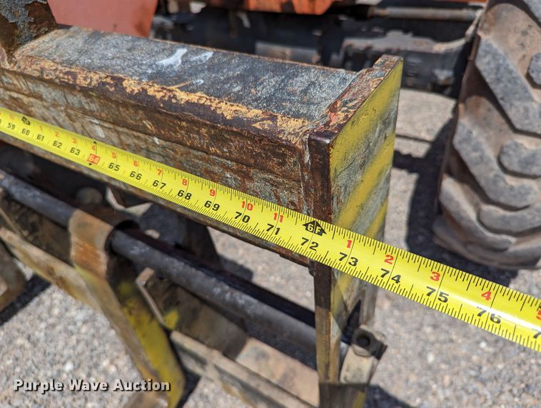 image for item DR6975 2008 SkyTrak 8042  telehandler