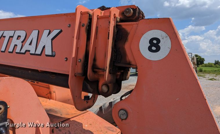 image for item DR6975 2008 SkyTrak 8042  telehandler