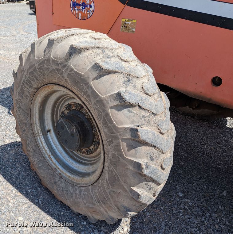 image for item DR6975 2008 SkyTrak 8042  telehandler