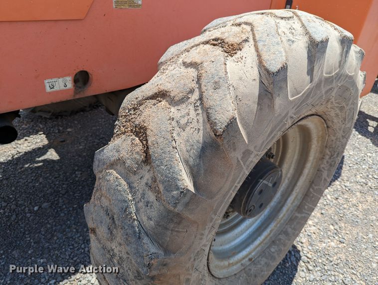 image for item DR6975 2008 SkyTrak 8042  telehandler