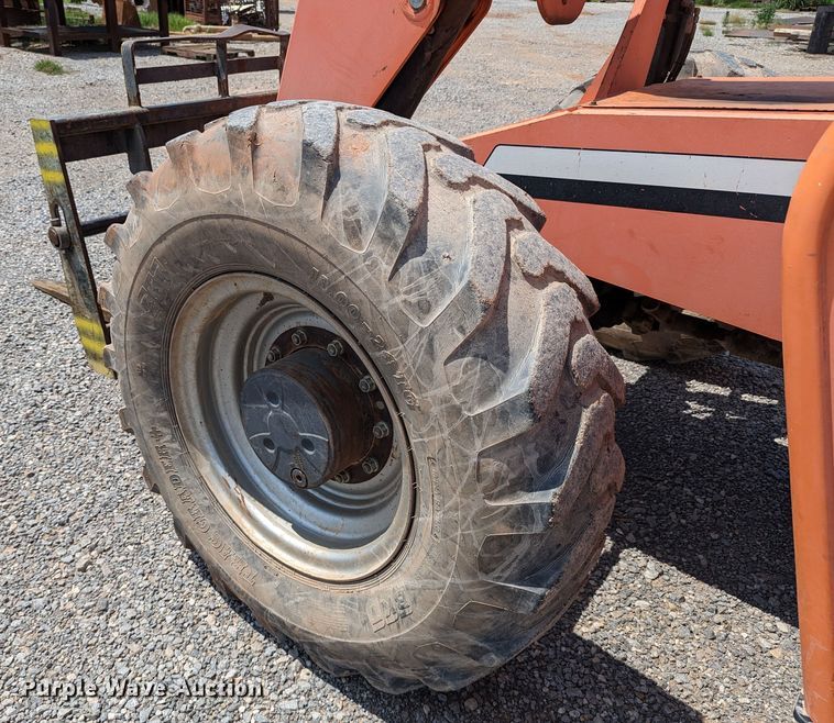 image for item DR6975 2008 SkyTrak 8042  telehandler