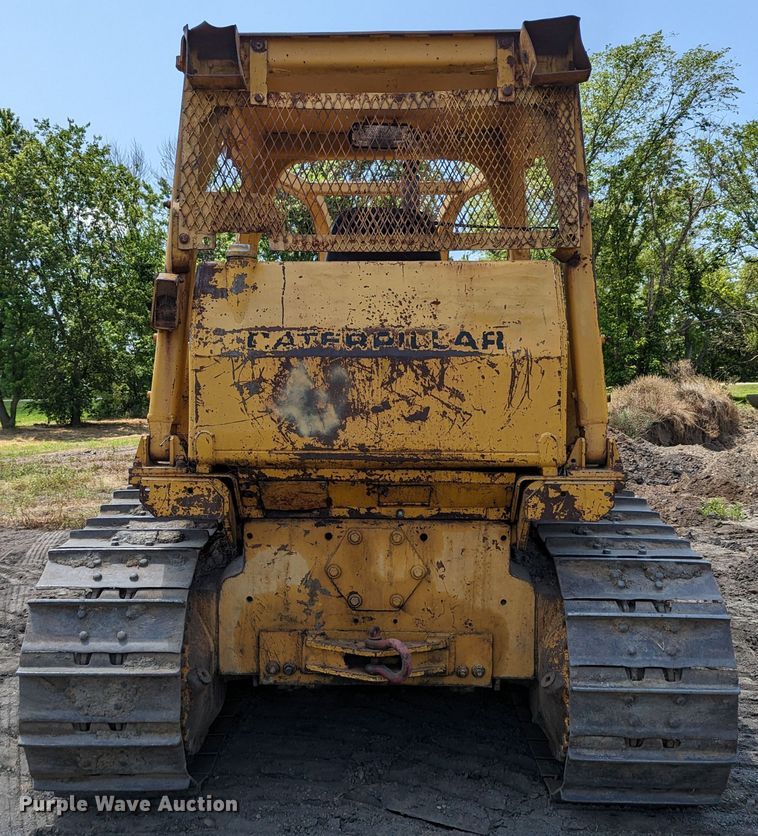 image for item DR6977 1978 Caterpillar D6D  dozer